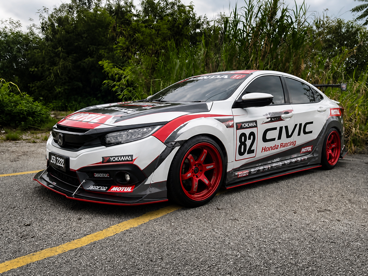 Livery Car