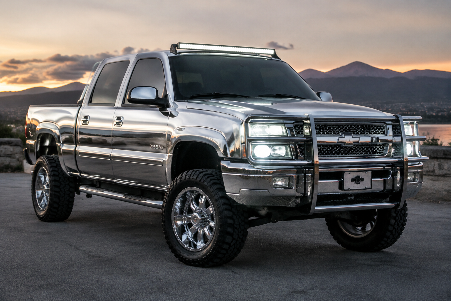 2005 Chevy Silverado 1500 with a 3 1/2 inch lift chrome 17 inch rims and 33 i...